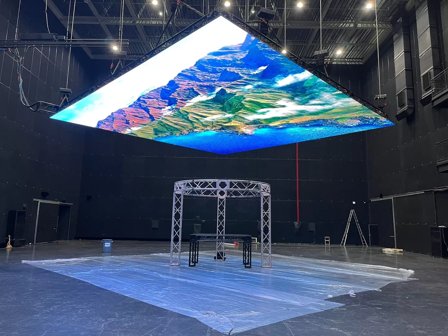 P3.91 Indoor LED Screen for TV Station Ceiling in Korea
