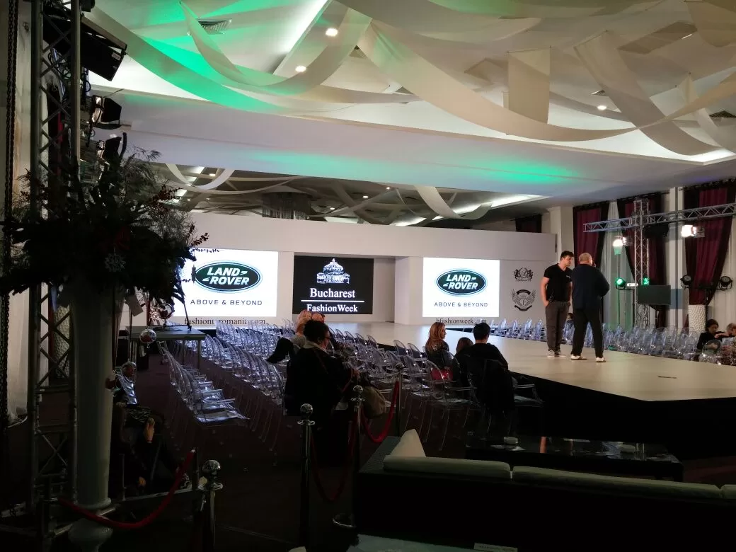 P6.9mm Indoor LED Display for Car show in Romania 2015