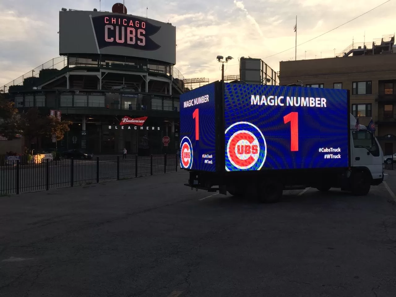 P8 Outdoor Mobile Truck LED Screen in Chicago USA 2016