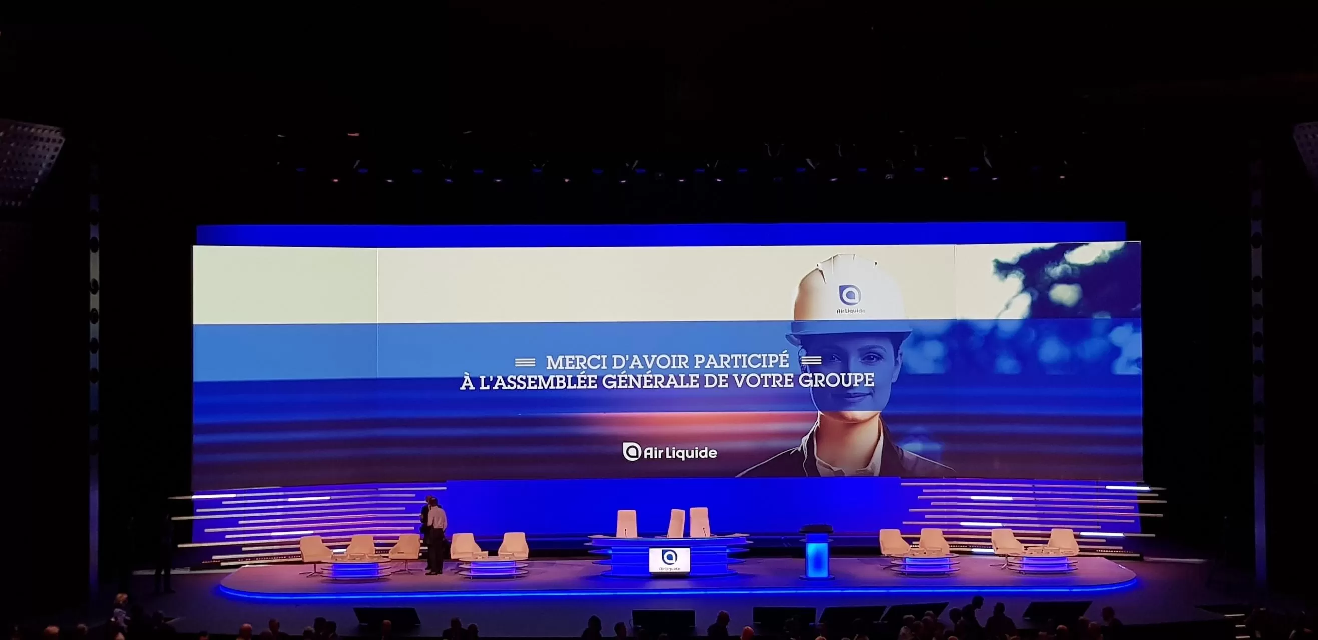P2.97mm Indoor LED Wall for Forum in France 2020